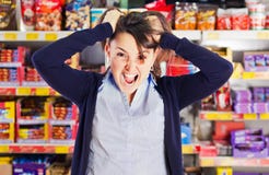 Der Einkauf treibt mich verrückt an Lizenzfreies Stockbild Der Einkauf treibt mich verrückt an Lizenzfreies Stockbild