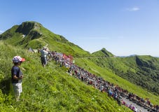 Der Peloton in den Bergen - Tour de France 2016 lizenzfreie stockbilder Der Peloton in den Bergen - Tour de France 2016 lizenzfreie stockbilder