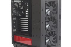 Desktop κενό PC υπόθεσης υπολογιστών με τον ανεμιστήρα δοχείων ψύξης στοκ φωτογραφίες με δικαίωμα ελεύθερης χρήσης Desktop κενό PC υπόθεσης υπολογιστών με τον ανεμιστήρα δοχείων ψύξης στοκ φωτογραφίες με δικαίωμα ελεύθερης χρήσης