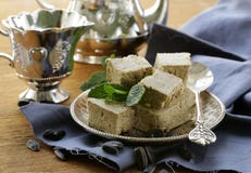 Dessert oriental des graines de tournesol - halva photo stock Dessert oriental des graines de tournesol - halva photo stock