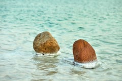 Det döda havet, är saltar sjön som gränsar Jordanien till norden och Israel till det västra royaltyfria foton Det döda havet, är saltar sjön som gränsar Jordanien till norden och Israel till det västra royaltyfria foton