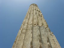 Detail of an ancient column on a clear blue sky Royalty Free Stock Images Detail of an ancient column on a clear blue sky Royalty Free Stock Images