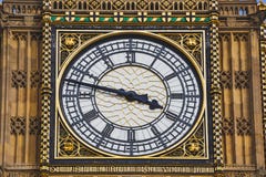 Detalhe da torre de pulso de disparo de Big Ben fotos de stock royalty free Detalhe da torre de pulso de disparo de Big Ben fotos de stock royalty free