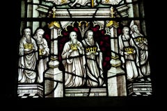 Detalhe de uma janela de vitral na abadia de Crowland, Crowland, Li foto de stock Detalhe de uma janela de vitral na abadia de Crowland, Crowland, Li foto de stock