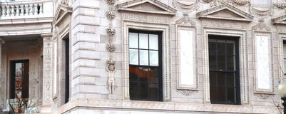 Detalj av fin arkitektur på historisk byggnad arkivbilder Detalj av fin arkitektur på historisk byggnad arkivbilder