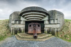 Deutsche Bunker und Artillerie in Normandie, Frankreich stockfotos Deutsche Bunker und Artillerie in Normandie, Frankreich stockfotos