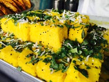 dhokla khaman стоковое изображение rf dhokla khaman стоковое изображение rf