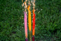 di fuochi d'artificio colorati Multi fotografia stock di fuochi d'artificio colorati Multi fotografia stock