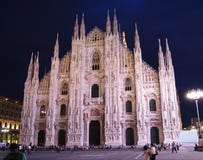 Di Милан Duomo на ноче стоковое изображение Di Милан Duomo на ноче стоковое изображение