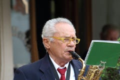 Die Band, die auf der 1. kann spielt stockbilder Die Band, die auf der 1. kann spielt stockbilder