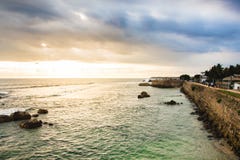 Die Dämme der Kolonialstadt von Galle, Sri Lanka lizenzfreies stockfoto Die Dämme der Kolonialstadt von Galle, Sri Lanka lizenzfreies stockfoto