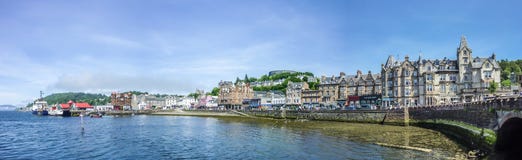 Die Hafenfront der Stadt von Oban stockfoto Die Hafenfront der Stadt von Oban stockfoto
