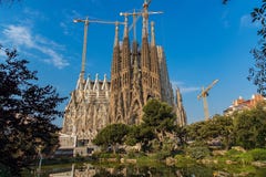 Die Kathedrale von La Sagrada Familia durch den Architekten Antonio Gau lizenzfreie stockfotografie Die Kathedrale von La Sagrada Familia durch den Architekten Antonio Gau lizenzfreie stockfotografie