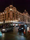 Die verkehrsreichen Straßen von London lizenzfreie stockbilder Die verkehrsreichen Straßen von London lizenzfreie stockbilder