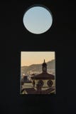 Dieses ist das freie Theater Teatre LLiure de Montjuïc Montjuic in Barcelona Es ist Sonnenuntergangzeit und wir können Teil der lizenzfreie stockfotografie Dieses ist das freie Theater Teatre LLiure de Montjuïc Montjuic in Barcelona Es ist Sonnenuntergangzeit und wir können Teil der lizenzfreie stockfotografie