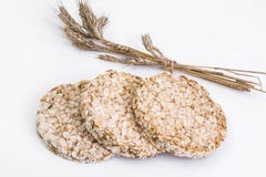 Diet-mat: bröd från hela korn och yoghurt royaltyfria bilder Diet-mat: bröd från hela korn och yoghurt royaltyfria bilder
