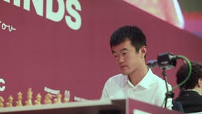 Ding Liren O Campeão Mundial De Xadrez Reinante Na Grande Turnê De