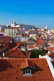 Distrito de Alfama em Lisboa com o monastério do Sao Vicente de Fora Fotos de Stock Distrito de Alfama em Lisboa com o monastério do Sao Vicente de Fora Fotos de Stock