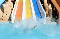 Divertimento no parque do aqua fotografia de stock Divertimento no parque do aqua fotografia de stock
