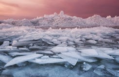 Djupfryst hav under solnedgång arkivbilder Djupfryst hav under solnedgång arkivbilder