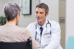 Doktorska cierpliwa konsultacja obrazy stock Doktorska cierpliwa konsultacja obrazy stock