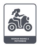 donna che guida un'icona della motocicletta nello stile d'avanguardia di progettazione donna che guida un'icona della motociclett illustrazione di stock donna che guida un'icona della motocicletta nello stile d'avanguardia di progettazione donna che guida un'icona della motociclett illustrazione di stock