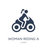 Donna che guida un'icona della motocicletta Donna piana d'avanguardia di vettore che guida a illustrazione di stock Donna che guida un'icona della motocicletta Donna piana d'avanguardia di vettore che guida a illustrazione di stock
