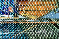 Doppia esposizione del RETRO di riflessioni estratto di industriale royalty illustrazione gratis Doppia esposizione del RETRO di riflessioni estratto di industriale royalty illustrazione gratis