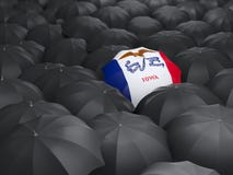 Drapeau d'état de l'Iowa sur le parapluie Drapeaux de gens du pays des Etats-Unis illustration de vecteur Drapeau d'état de l'Iowa sur le parapluie Drapeaux de gens du pays des Etats-Unis illustration de vecteur