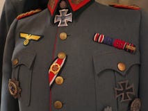 Drugi wojny światowa niemiecki formalny wojskowy uniform Zdjęcie Stock Drugi wojny światowa niemiecki formalny wojskowy uniform Zdjęcie Stock