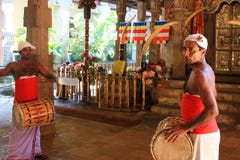 Drummers dressed with traditional clothes at Temple of the Sacred Tooth Relic (Sri Lanka) stock photos Drummers dressed with traditional clothes at Temple of the Sacred Tooth Relic (Sri Lanka) stock photos