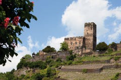 Duitsland, het Rijnland, Mening van burg gutenfels kasteel royalty-vrije stock foto Duitsland, het Rijnland, Mening van burg gutenfels kasteel royalty-vrije stock foto