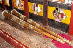 Dung, un corno tradizionale - Bhutan fotografie stock Dung, un corno tradizionale - Bhutan fotografie stock