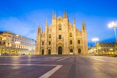 Duomoen av Milan Cathedral i Milan, Italien royaltyfri foto Duomoen av Milan Cathedral i Milan, Italien royaltyfri foto