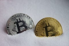 Dwa bitcoins zdjęcie stock Dwa bitcoins zdjęcie stock