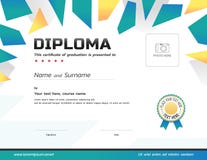 Dzieciaka dyplom lub świadectwo szablon z nagrody fotografią i faborkiem ilustracja wektor Dzieciaka dyplom lub świadectwo szablon z nagrody fotografią i faborkiem ilustracja wektor