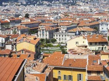 Dächer der Stadt von Nizza lizenzfreie stockfotografie Dächer der Stadt von Nizza lizenzfreie stockfotografie