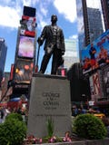 Dé mis respetos a Broadway, George M Cohan, Times Square, New York City, NYC, NY, los E.E.U.U. foto de archivo Dé mis respetos a Broadway, George M Cohan, Times Square, New York City, NYC, NY, los E.E.U.U. foto de archivo