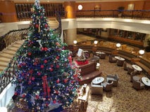 16 décembre 2016, Kuala Lumpur Noël Deco au lobby d'hôtel Image stock