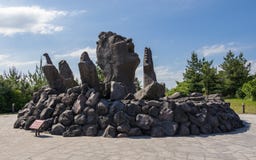 Détaillez la vue le monument Akamizu Tembo Hiroba de musique de la construction de Tsuyoshi Nagabuchi de la lave Près de l'observ image libre de droits Détaillez la vue le monument Akamizu Tembo Hiroba de musique de la construction de Tsuyoshi Nagabuchi de la lave Près de l'observ image libre de droits