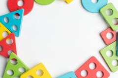 Développement coloré d'enfants avec le cercle, le squara, la triangle et le rectangle photo stock Développement coloré d'enfants avec le cercle, le squara, la triangle et le rectangle photo stock