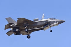 Düsenflugzeug Blitzes II RAF Lockheeds F-35 lizenzfreies stockbild Düsenflugzeug Blitzes II RAF Lockheeds F-35 lizenzfreies stockbild