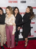 Edie Falco et Lorraine Bracco à la 20ème Réunion d'anniversaire de sopranos photographie stock Edie Falco et Lorraine Bracco à la 20ème Réunion d'anniversaire de sopranos photographie stock