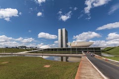 Edificio del congreso nacional - Brasilia - DF - el Brasil imágenes de archivo libres de regalías Edificio del congreso nacional - Brasilia - DF - el Brasil imágenes de archivo libres de regalías