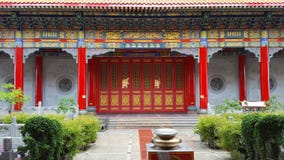 Een Boeddhistische tempel met Chinese architectuur in Thailand stock foto Een Boeddhistische tempel met Chinese architectuur in Thailand stock foto