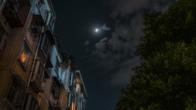 Een maanbeschenen nacht Dromerige scènes royalty-vrije stock foto Een maanbeschenen nacht Dromerige scènes royalty-vrije stock foto
