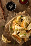 Eigengemaakt Aziatisch Varkensvlees Potstickers stock foto Eigengemaakt Aziatisch Varkensvlees Potstickers stock foto