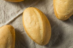 Eigengemaakte Mexicaanse Bolillo-Broodjes stock foto's Eigengemaakte Mexicaanse Bolillo-Broodjes stock foto's