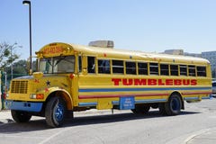 Ein gelbes tumblebus stockbild Ein gelbes tumblebus stockbild