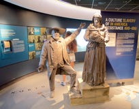 Eine Kultur der Sklaverei in Amerika-Ausstellung innerhalb des nationalen Bürgerrecht-Museums bei Lorraine Motel Stockbild Eine Kultur der Sklaverei in Amerika-Ausstellung innerhalb des nationalen Bürgerrecht-Museums bei Lorraine Motel Stockbild
